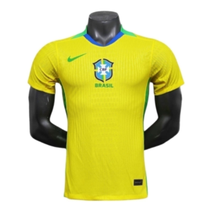 Camisa Seleção Brasileira I 25/26 - Jogador Nike Masculina - Amarela com detalhes em azul e verde