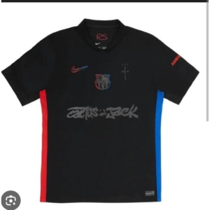 Barcelona 2024/25 preta 2 Travis